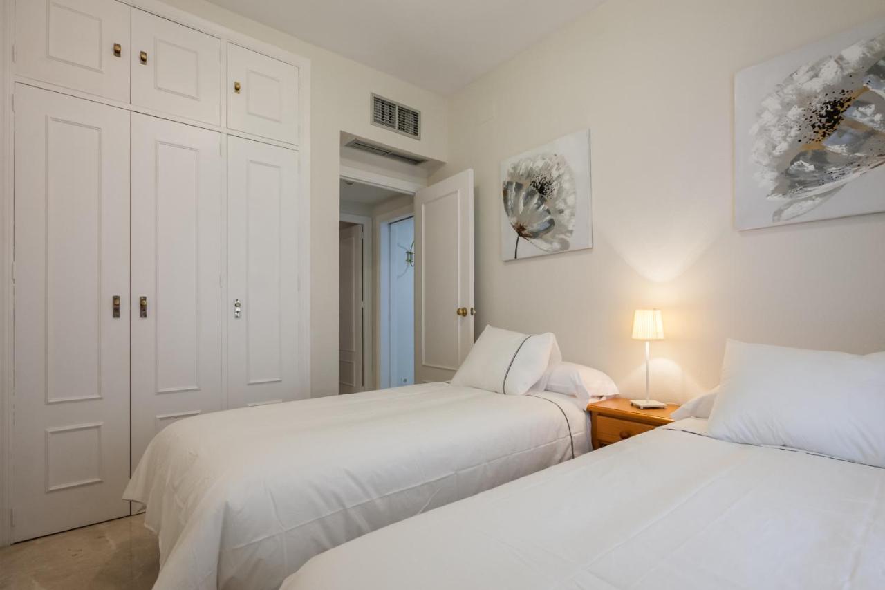 Apartamento Cerca Del Alcazar Con Garaje Privado Sevilla Kültér fotó